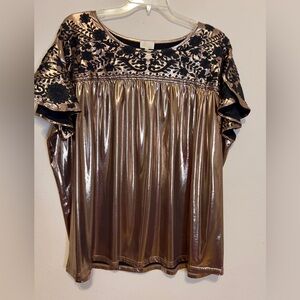 Layerz Clothing Metallic lame Bronze black embroidered Floral Top. Size 3X